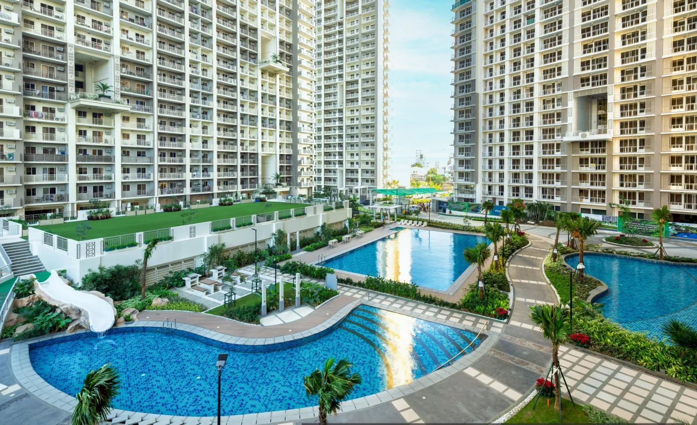 Allegra Garden Place amenity core
