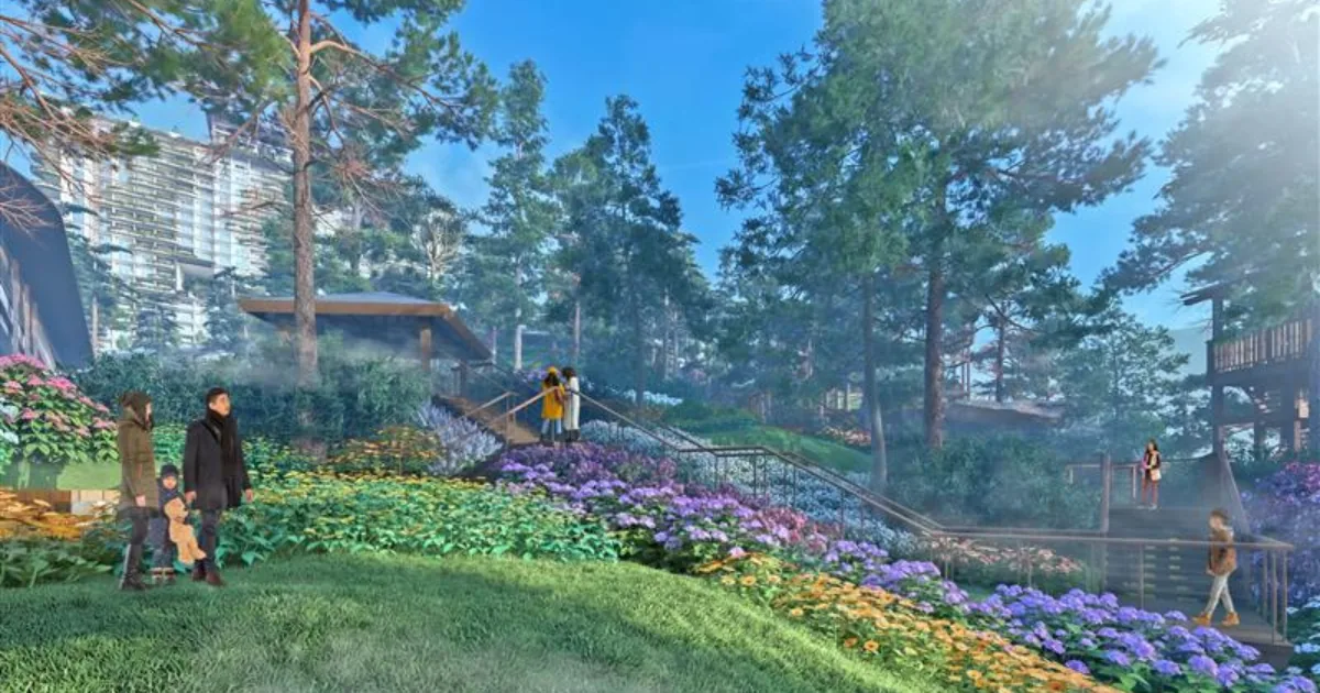Boardwalk and landscaped gardens at Moncello Crest