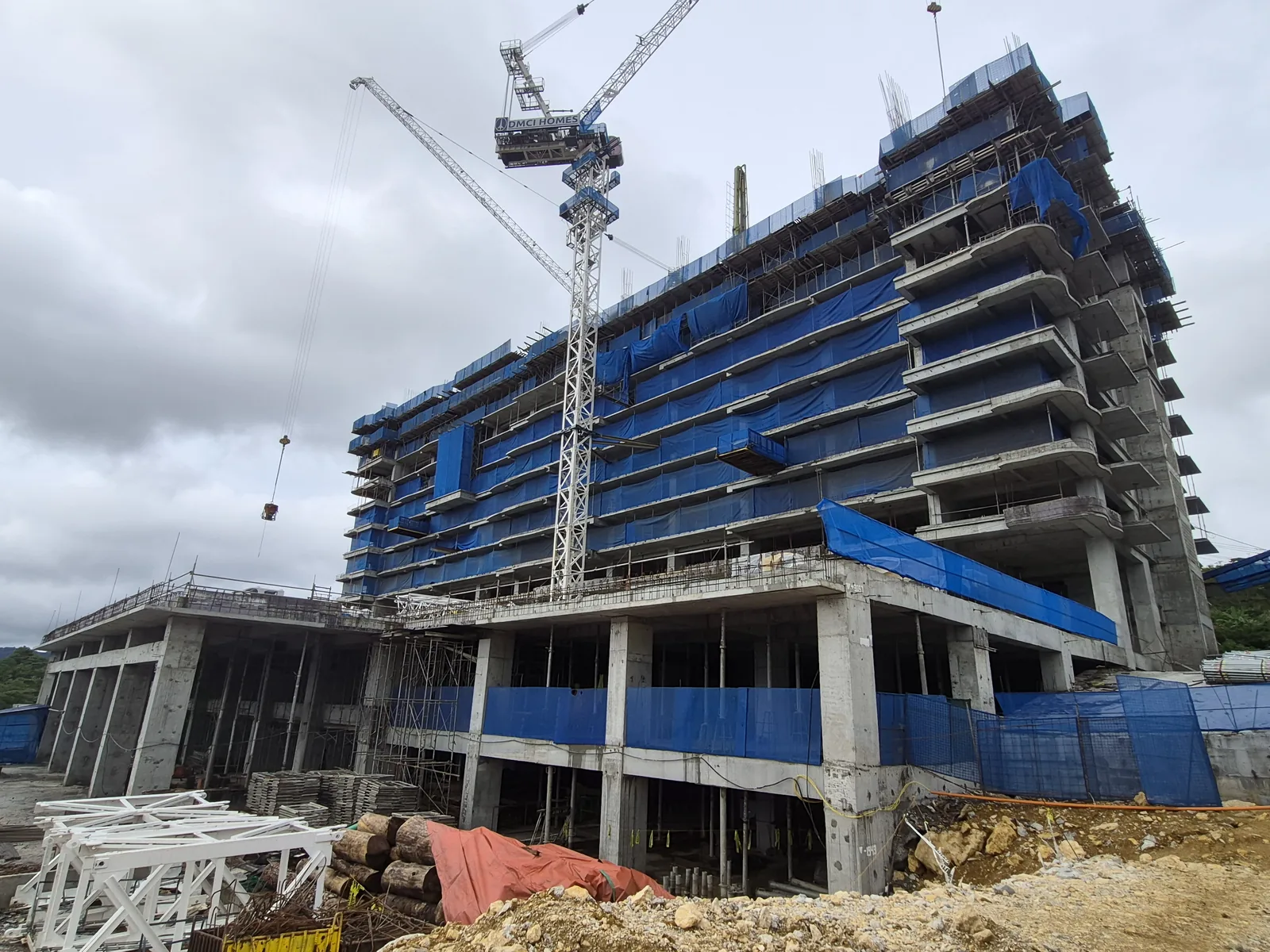 Moncello Crest structural works with tower crane, June 2026