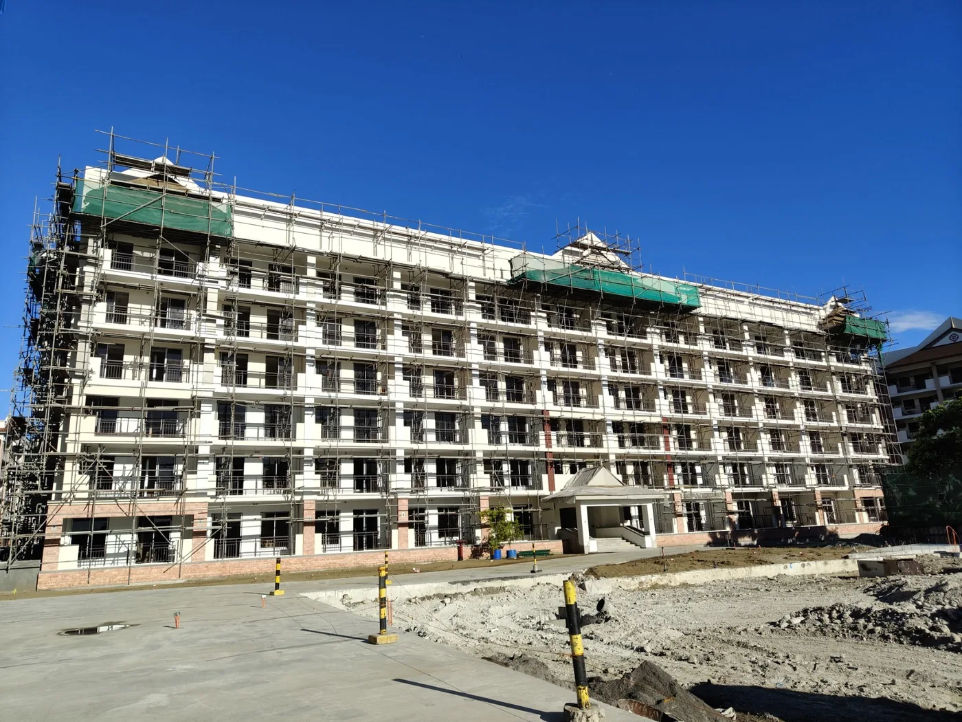 Paisley building under construction at Mulberry Place